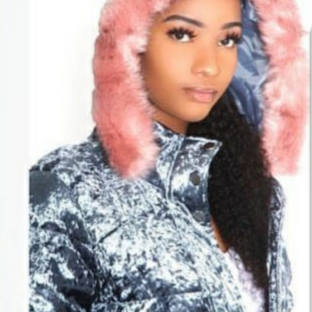 Velvety bomber jacket